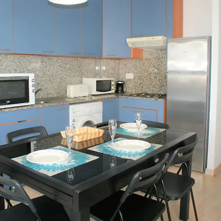 Con Vistas Al Canal En Residencia Con Piscina Apartment *