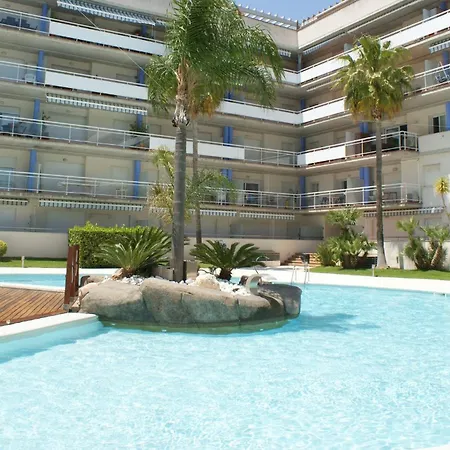 Con Vistas Al Canal En Residencia Con Piscina Apartment